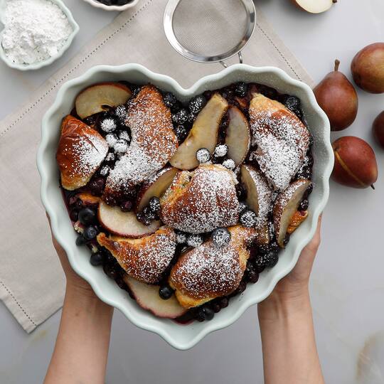 Martha Stewart 11'' Mint Heart Shaped Stoneware Cake Pan